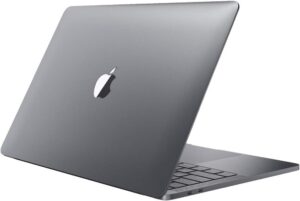 Read more about the article Comparing and Reviewing 8 Apple MacBook Pro Models